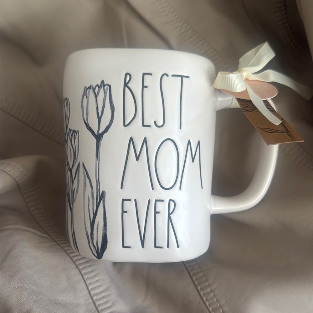 Rae Dunn Best Mom Ever White Mug
